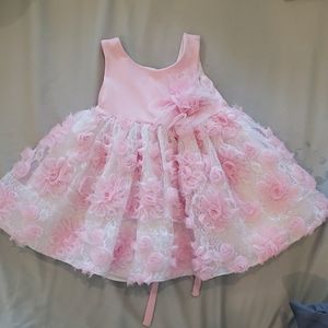 Kleinfeld 3D Floral Lace Dress